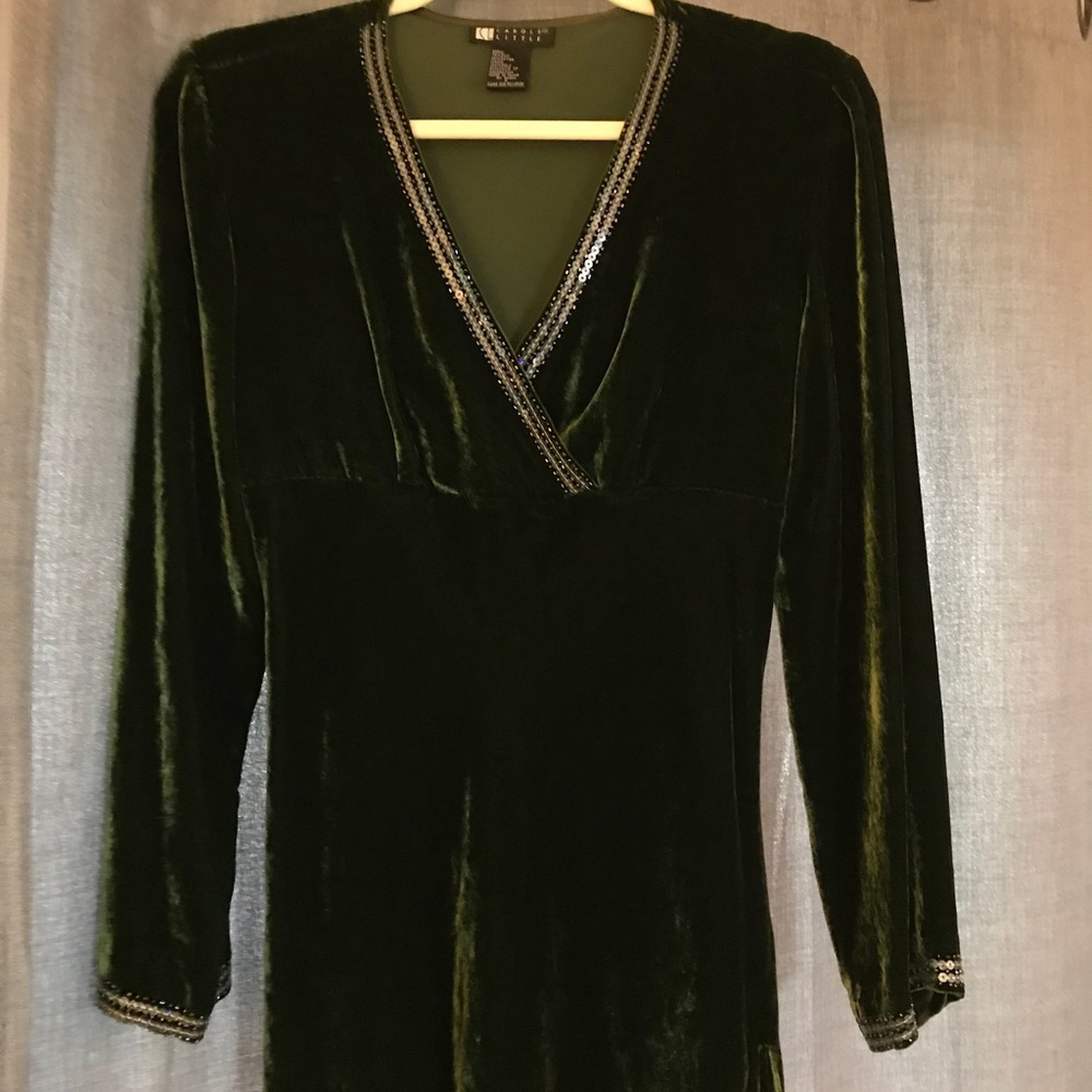 Beautiful green velvet top